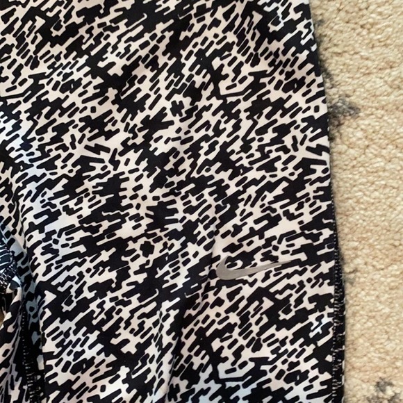 Nike dri fit women's essential pronto running crop S - Picture 3 of 5